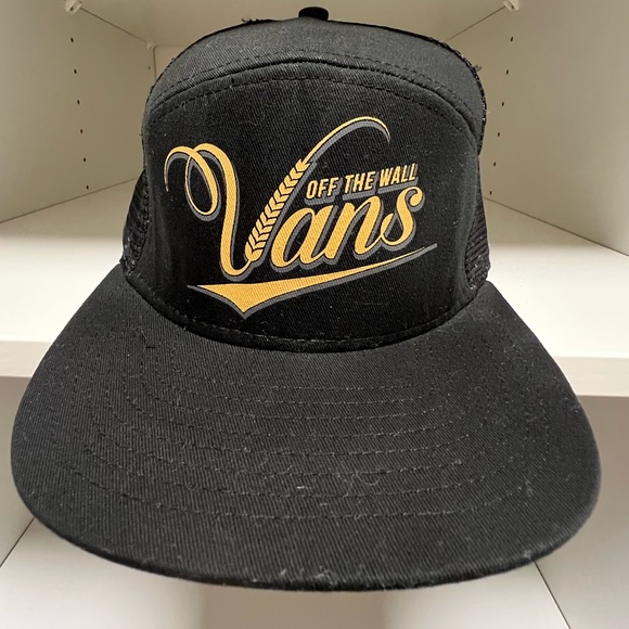 Vans hat - Picture 1 of 3